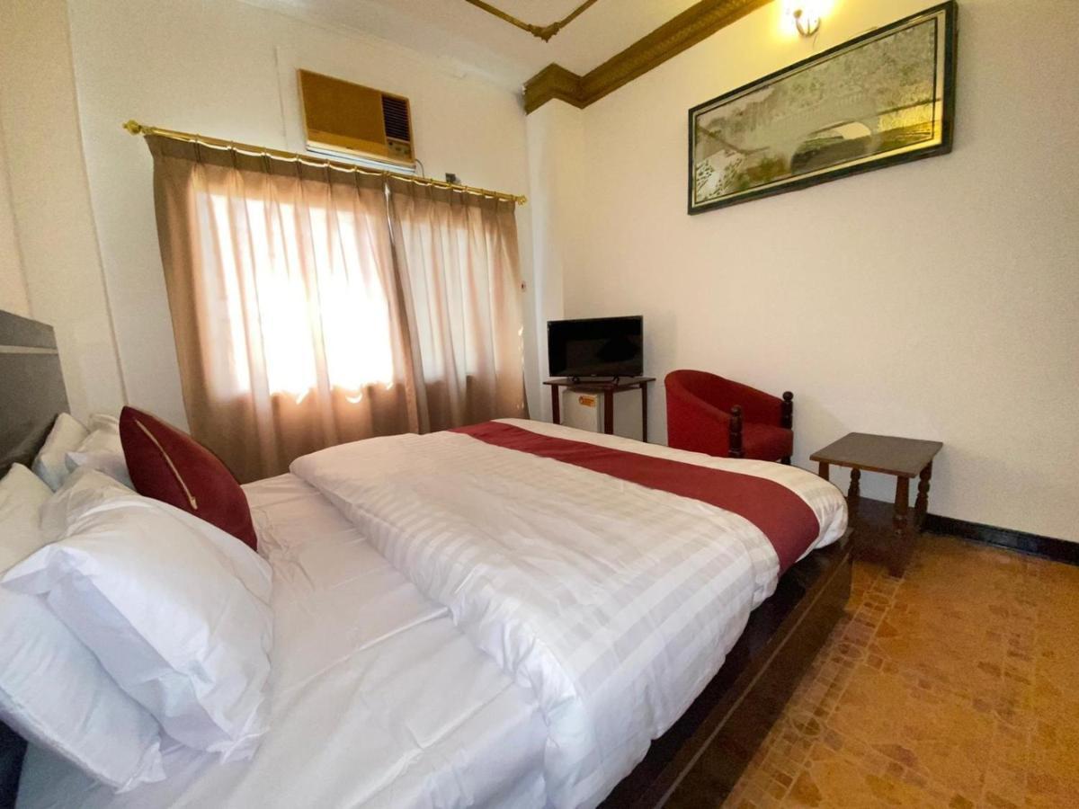 Bab Al Bahrain Hotel Manamah Buitenkant foto