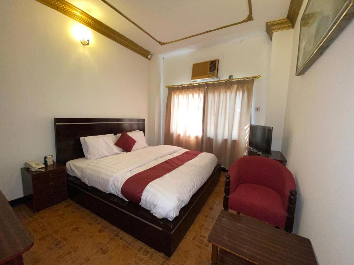 Bab Al Bahrain Hotel Manamah Buitenkant foto